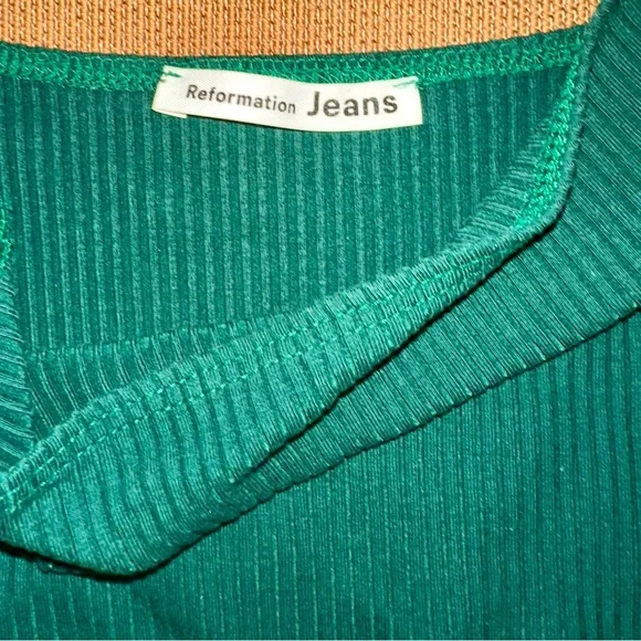 Reformation Julia RibbedTank Retail $88 - Picture 6 of 8